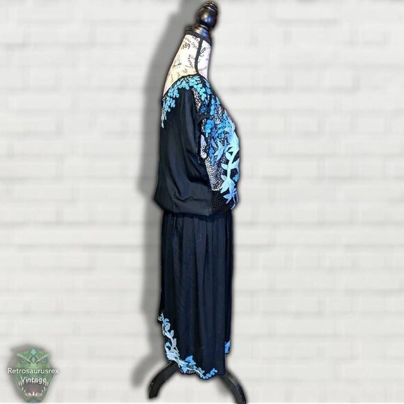 Vintage Boho Outfit - Picture 2 of 6